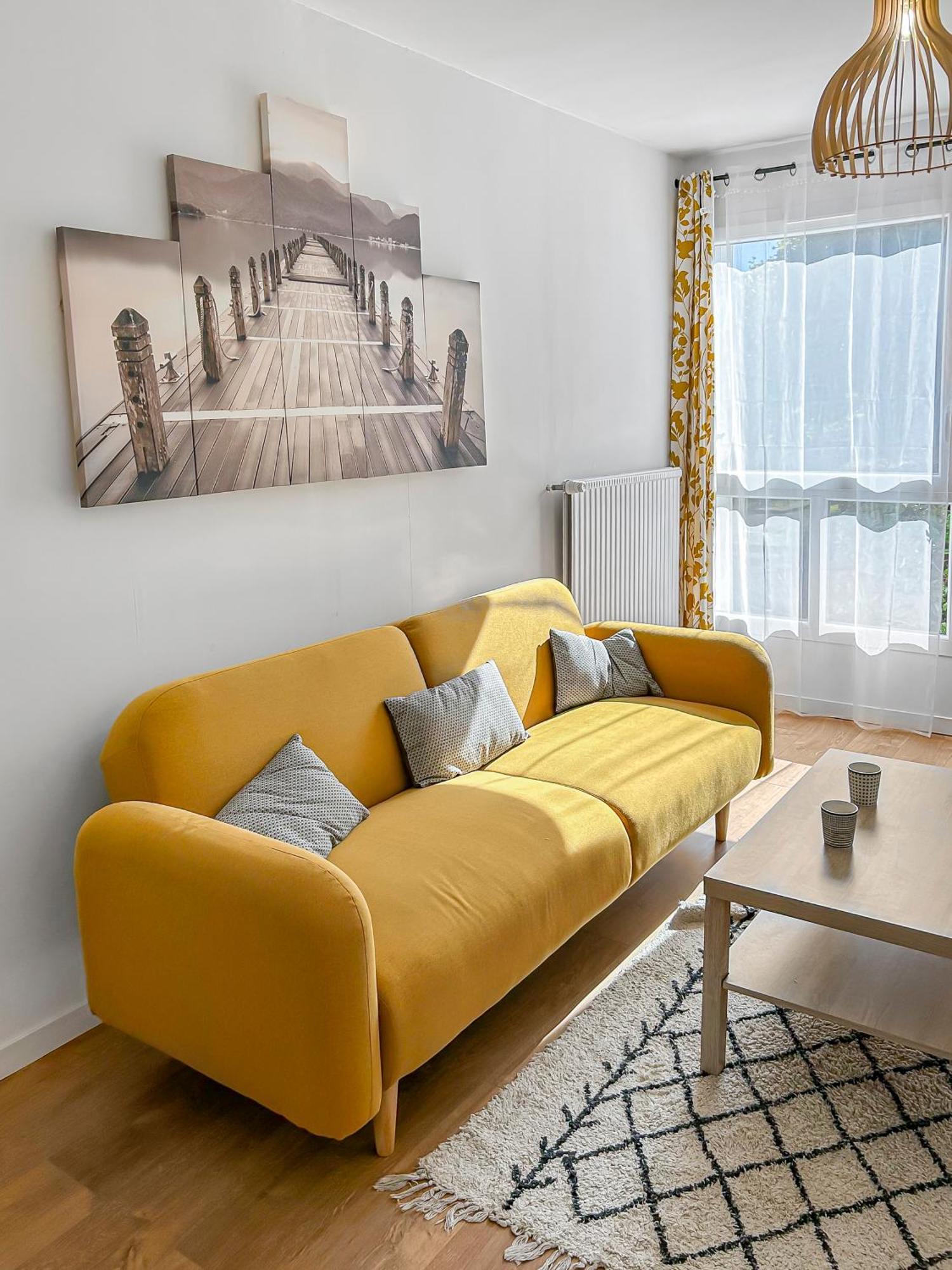 Appartement Lumineux, Wi-Fi Et Parking Prive Νιόρ Εξωτερικό φωτογραφία