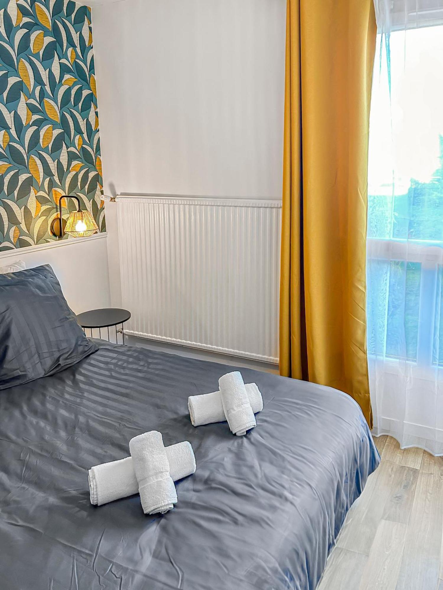 Appartement Lumineux, Wi-Fi Et Parking Prive Νιόρ Εξωτερικό φωτογραφία